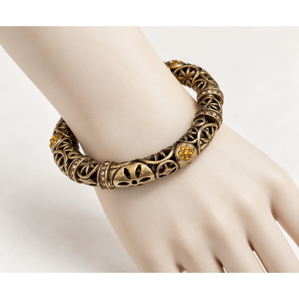 Gold Tone Openwork Rhinestone Bangle Bracelet Floral Geometric Chunky 8.25"